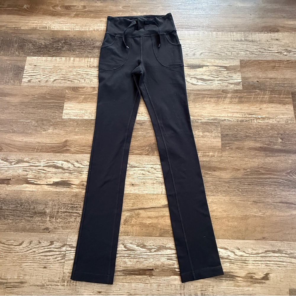 Lululemon Black High-Waisted Leggings 4
